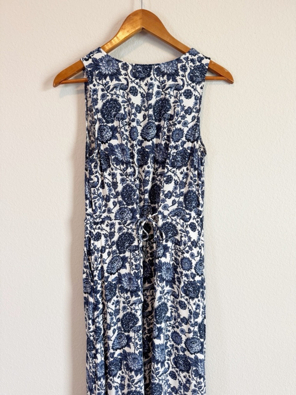 & Other Stories Floral Peacock Print Grand Millennial Button Down Midi Dress 6 - Picture 10 of 11